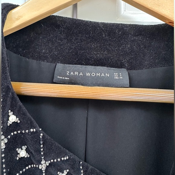 Zara Pearl and Rhinestone Velvet Encrusted Jacket - Picture 6 of 16
